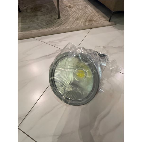 Pot lighting 100 watts LED, very bright, used for theatre focus light, furniture staging quantity 9
