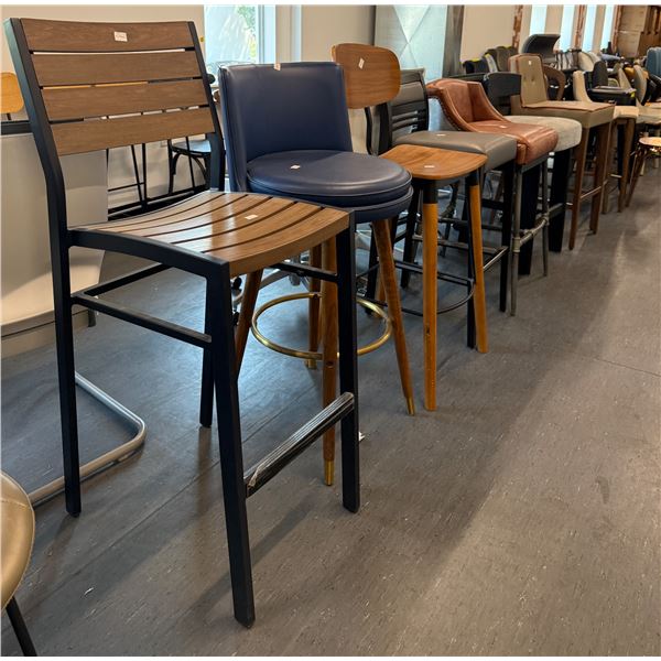 Lot of 11 - Bar Stools