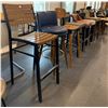 Image 1 : Lot of 11 - Bar Stools