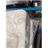 Image 8 : Open Box King Size Mattress