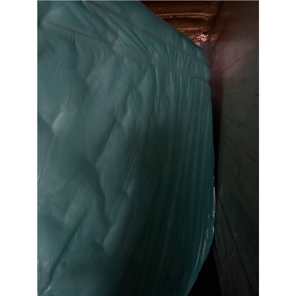 Kingsdown King Size Showroom Model Mattress