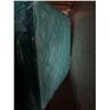 Image 4 : Kingsdown King Size Showroom Model Mattress