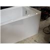 Image 6 : Fiberglass RH Drain Bathtub 32"x60"x20.5"