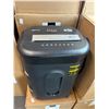Image 2 : BNIB - Amazon Basics 15-Sheet Cross-Cut Paper/CD/Credit Card Shredder