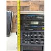 Image 25 : Alesis QuadraVerb Digital Effects Processor w/ dbx Equalizer & Carvin Receiver in Rack Case 20" x 20