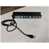 Image 3 : Tech 21 SansAmp RBI Rack-Mount Bass Preamp