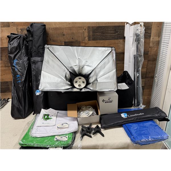 LimoStudio Photography Lighting Kit w/ 4-Light Head, Softbox, Diffusers, Stand, etc in Case