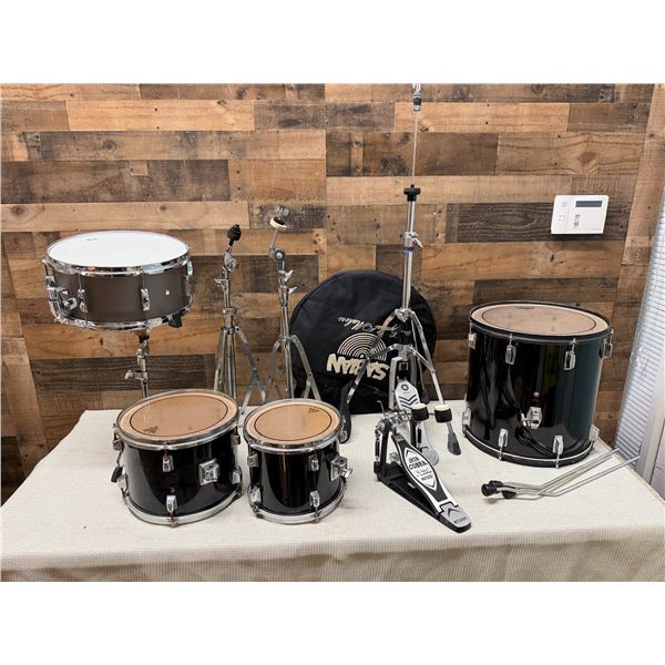 Pearl Roadshow & Remo Drum Set w/ 4 Drums, Stands, Iron Cobra 600 Drum Pedal, Bags, etc