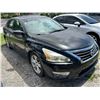 Image 10 : 2015 Nissan Altima SV Sedan