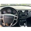 Image 18 : 2012 Chrysler 200 Sedan