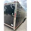 Image 6 : 2017 Fabrique  35'  V-Nose 3 Axle Enclosed Trailer w/Ramp