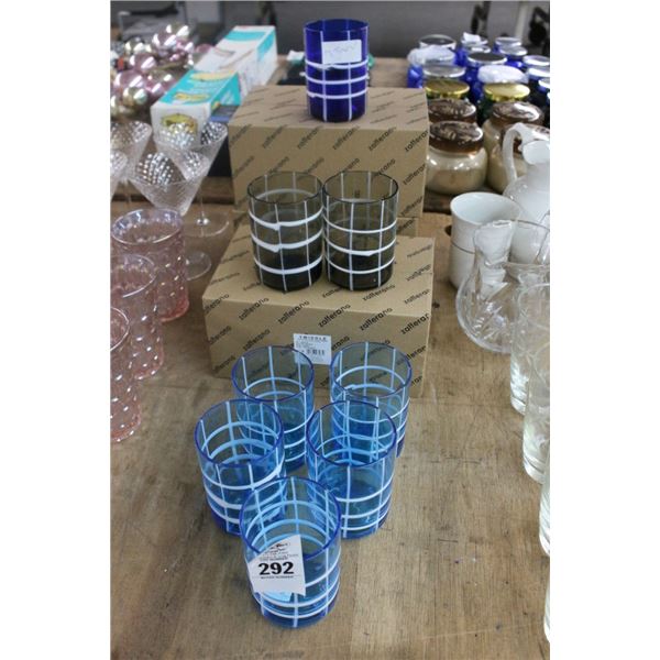 Art Glass Glassware - 23