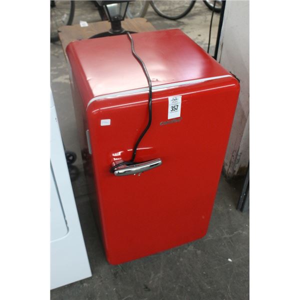 Comfee Retro Style Red Mini Ref.