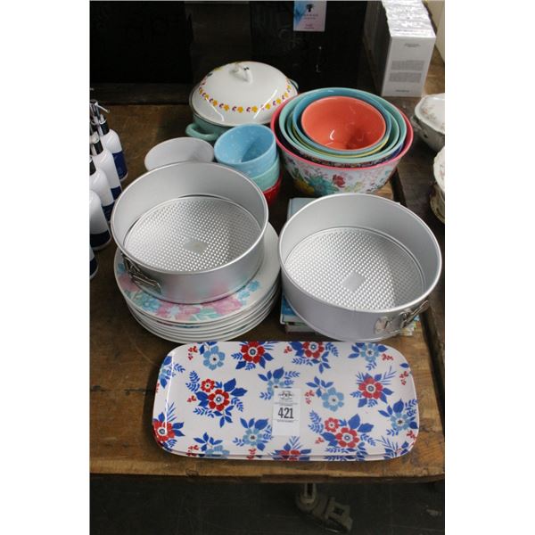 Floral Dishes, Trays, Bowl, Lidded Cooker, Cookbooks