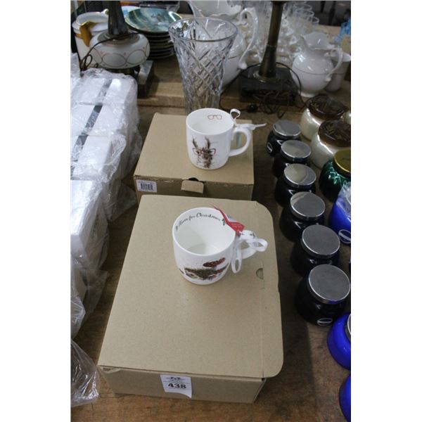 Royal Worster Holiday Mugs 10, Crystal Vase
