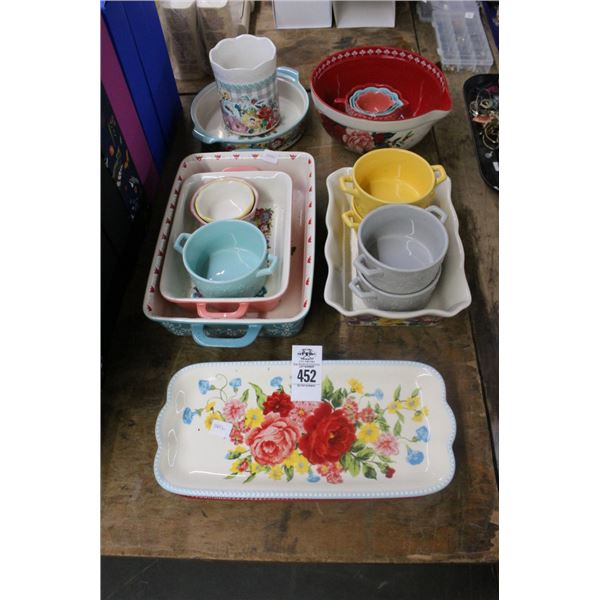 Asst. Floral Dishes, Bakeware, Bowl, Vase