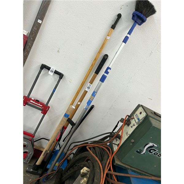 Sledge Hammer, Scraper, Push Broom, Maintenance Tools