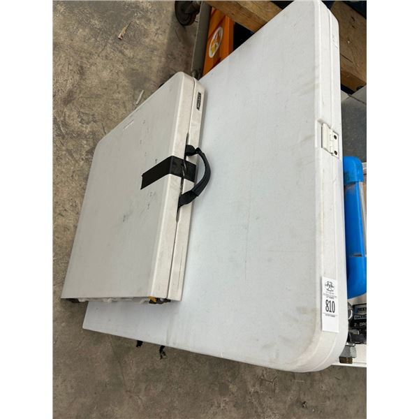 Plastic Folding  4'/6'  Banquet Tables - 2