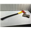 Image 1 : Axe