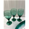 Image 4 : Green Hued Glassware