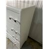 Image 3 : Four Drawer Dresser