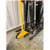 Image 2 : Adjustable Roller Stands