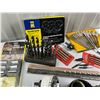Image 6 : Sears 3/8" Hammer Drill with Bits and Accessories