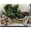 Image 1 : Christmas Tree & Decor