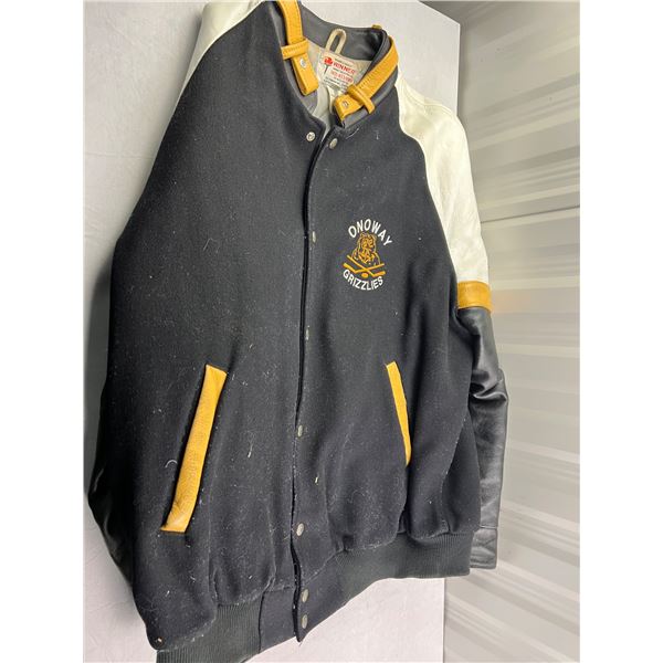 Winner "Onoway Grizzlies" Jacket
