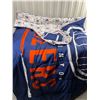 Image 4 : Oilers Memorabilia