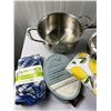 Image 2 : Kitchen Lot