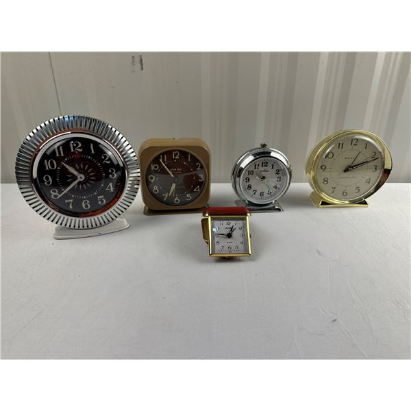 Vintage Clocks Lot