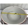 Image 2 : Vintage Enamelware Lot
