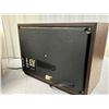 Image 6 : Vintage TV and Radio