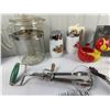Image 3 : Vintage Kitchen Lot