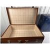 Image 5 : Vintage Suitcases