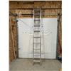 Image 2 : Featherlight Extension Ladder