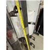 Image 3 : Running Boards with Hitch