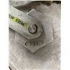 Image 4 : Chain Puller & Wedge Clamp