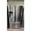 Image 1 : SAMSUNG 36" WIDE STAINLESS STEEL FRENCH DOOR FRIDGE WITH BOTTOM FREEZER DRAWER