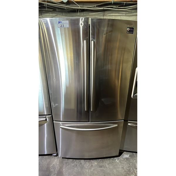 SAMSUNG 36" WIDE STAINLESS STEEL FRENCH DOOR FRIDGE WITH BOTTOM FREEZER DRAWER