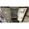 Image 2 : LG 33" STAINLESS STEEL FRENCH DOOR FRIDGE WITH BOTTOM FREEZER DRAWER