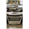 Image 1 : PROFILE TRUETEMP 5-BURNER FLAT TOP RANGE WITH CONVECTION OVEN
