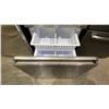 Image 3 : HISENSE 30" WIDE STAINLESS STEEL FRENCH DOOR FRIDGE WITH BOTTOM FREEZER DRAWER