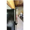 Image 4 : WHIRPOOL 28"W STAINLESS STEEL SWING DOOR FRIDGE W/TOP FREEZER: *FREEZER DRAWER DOES NOT CLOSE/SMALL