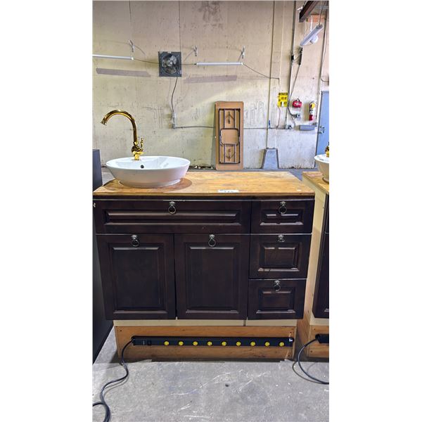 WOOD 2-DOOR, 2-DRAWER VANITY W/ PEDESTAL SINK & POWER STRIP