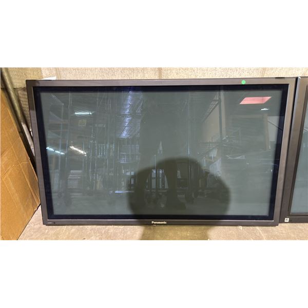 PANASONIC 42'' TV (NO POWER CORD/UNKNOWN WORKING CONDITION)