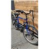 Image 2 : DIAMONDBACK DB TRAVERSE 18 SPEED BIKE