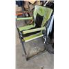 Image 2 : GREEN FOLDING LAWN/CAMP CHAIR