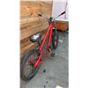 Image 3 : SINGLE SPEED CHOPPER-STYLE BIKE